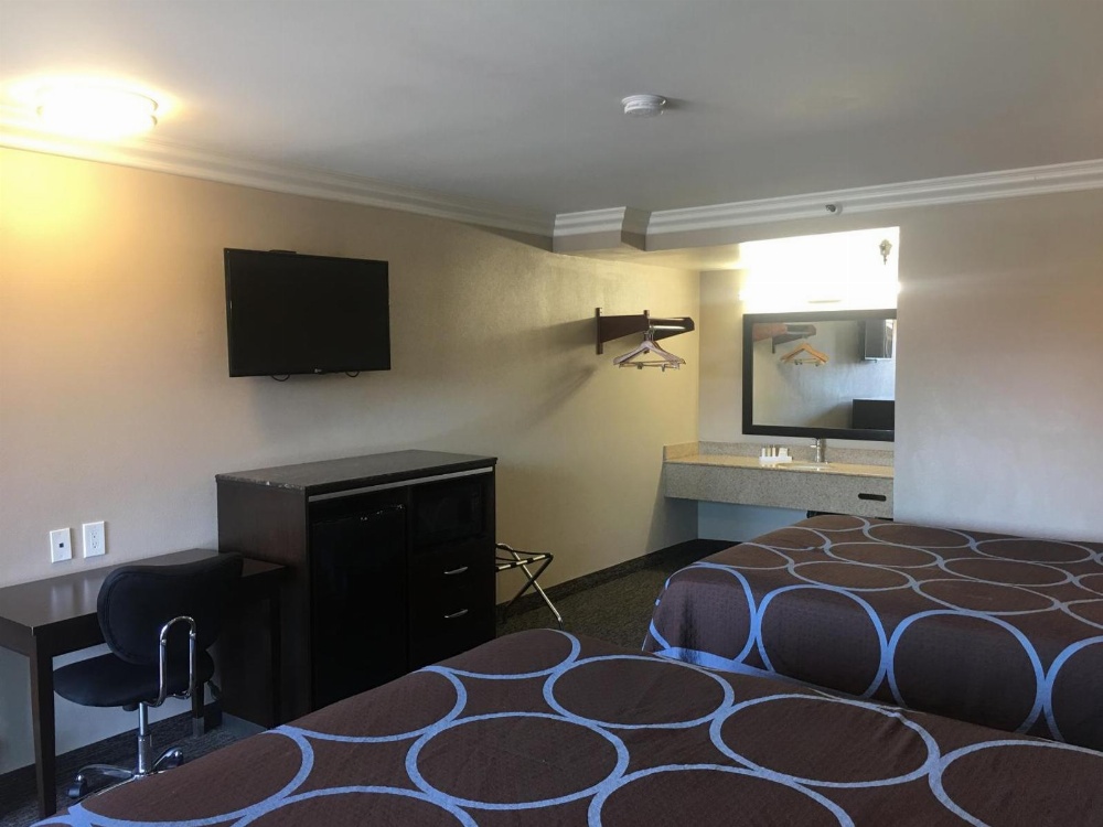 Hotel Seville - Ontario Airport/Chino Hotel Seville - Ontario Airport/Chino